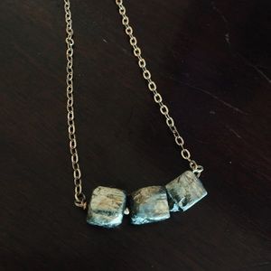 3-stone necklace